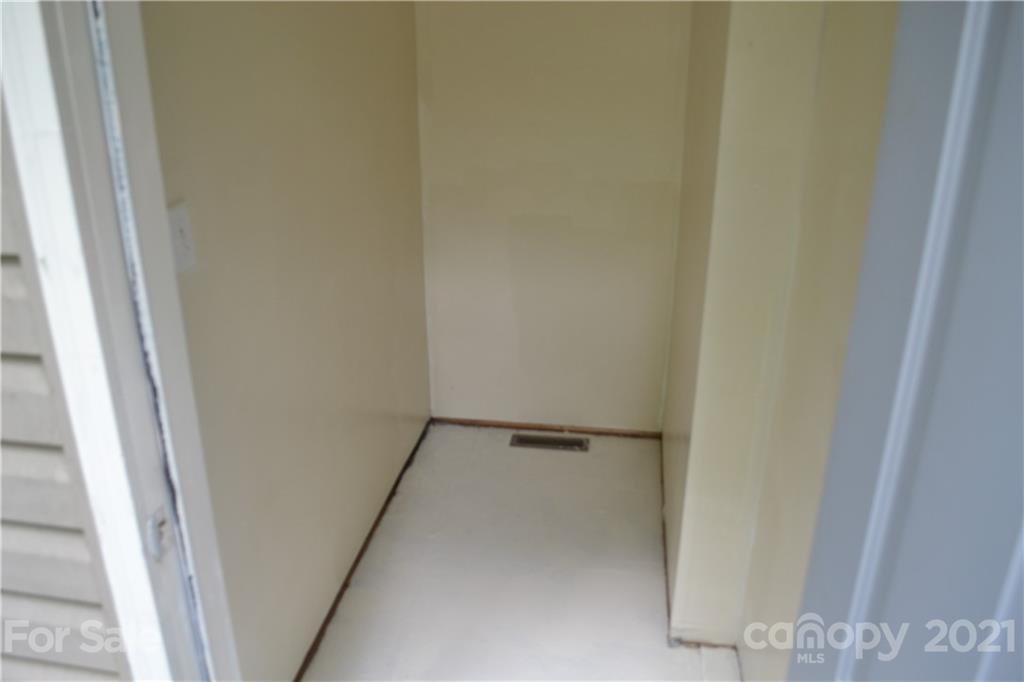 69 Deaver Street Asheville NC 28806