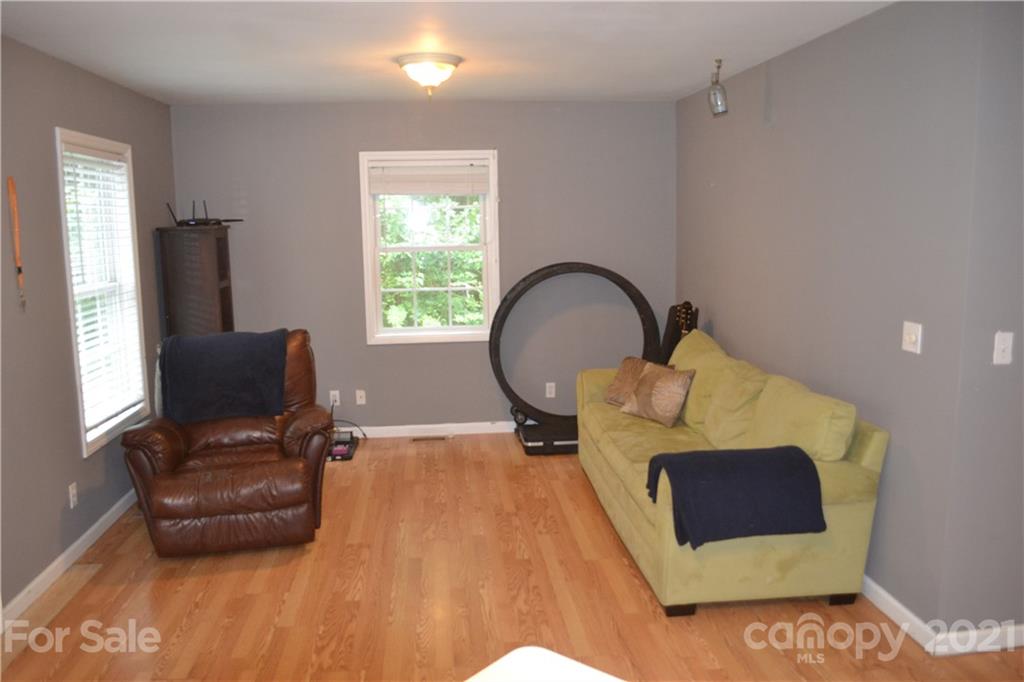 69 Deaver Street Asheville NC 28806