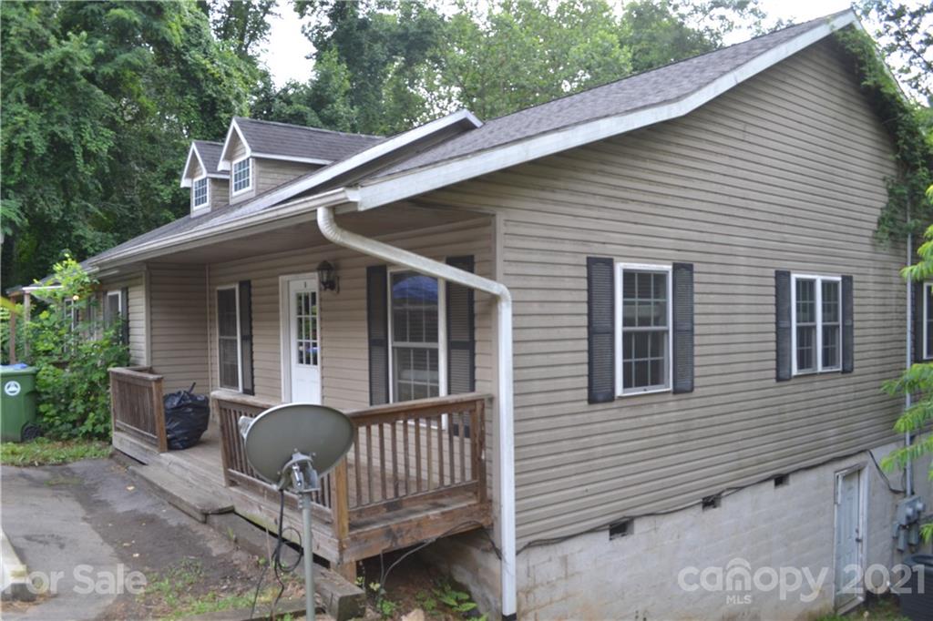 69 Deaver Street Asheville NC 28806
