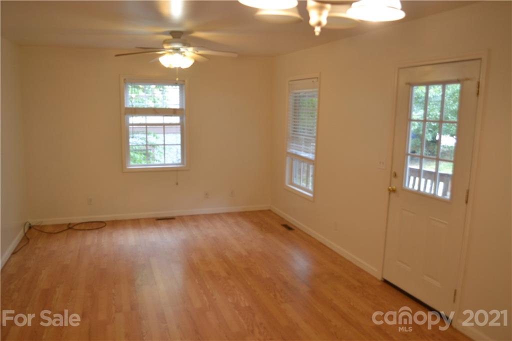 69 Deaver Street Asheville NC 28806