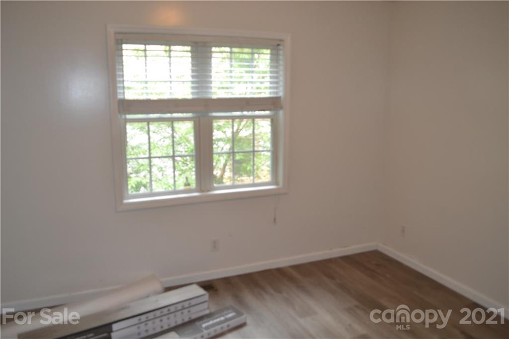 69 Deaver Street Asheville NC 28806