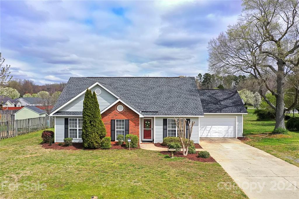 609 White Oak Lane Matthews NC 28104