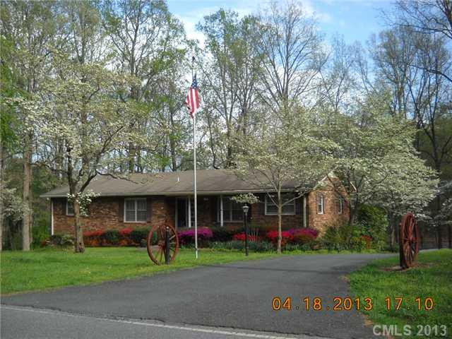 109 Ashbrook Road Statesville NC 28677