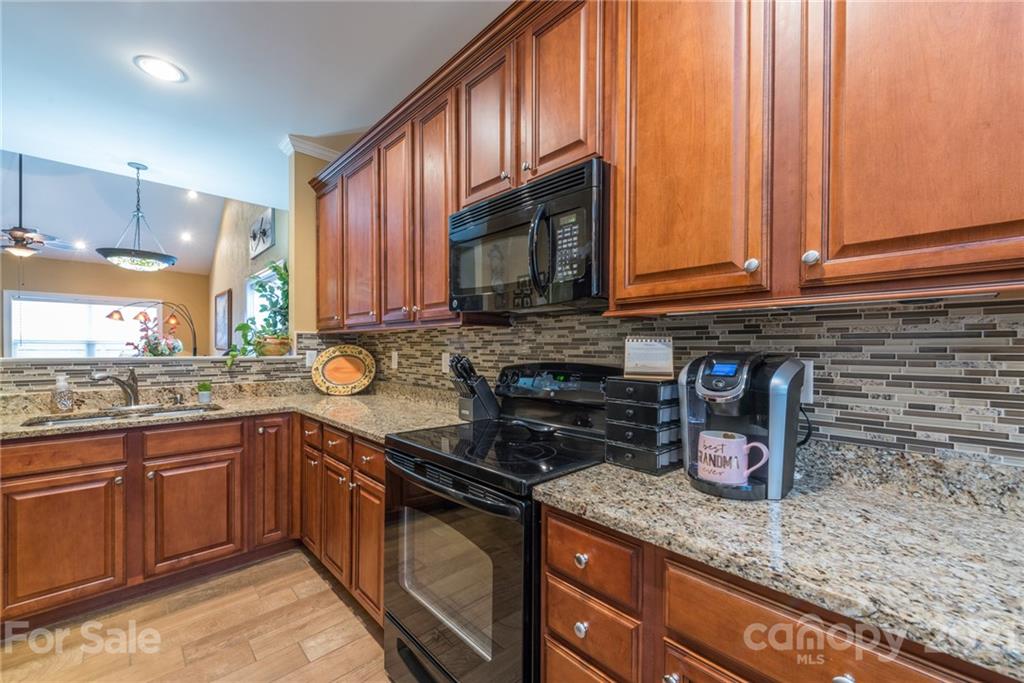 16 Holmes Lane Arden NC 28704