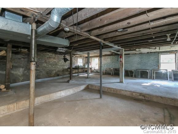 33 Madeline Avenue Asheville NC 28806