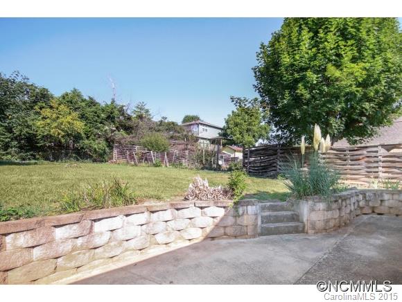 33 Madeline Avenue Asheville NC 28806