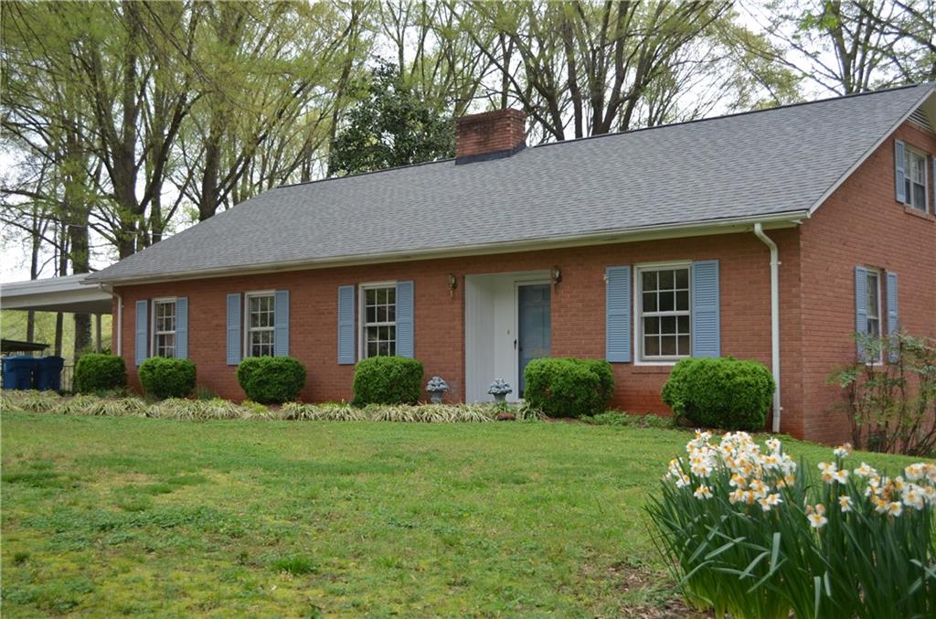 390 6th Street Nw Taylorsville NC 28681