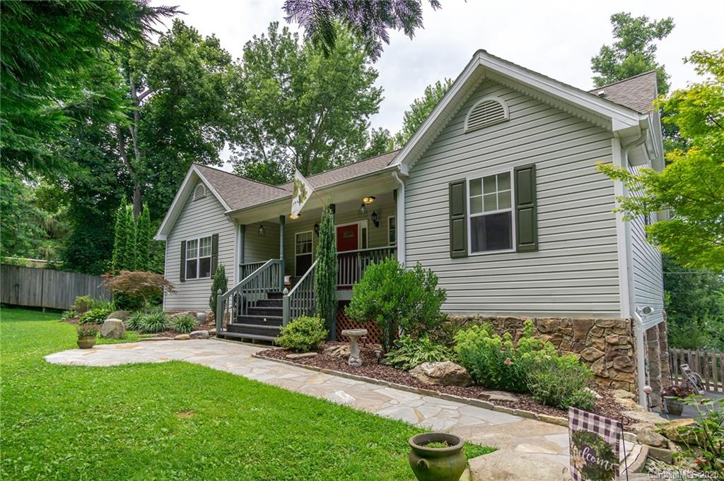 59 Cedar Mountain Road Asheville NC 28803