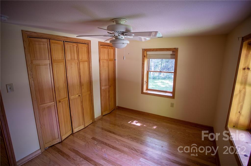 462 Governors View Road Asheville NC 28805