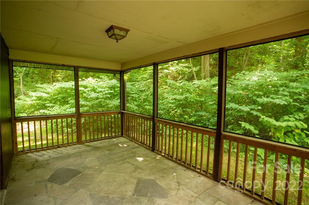 462 Governors View Road Asheville NC 28805