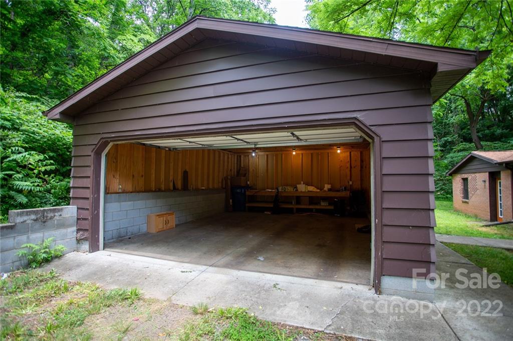 462 Governors View Road Asheville NC 28805