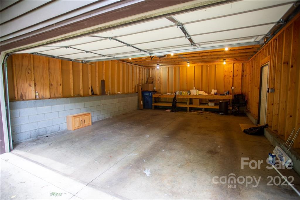 462 Governors View Road Asheville NC 28805