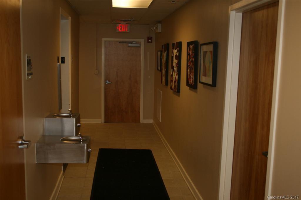 51 College Street Asheville NC 28801