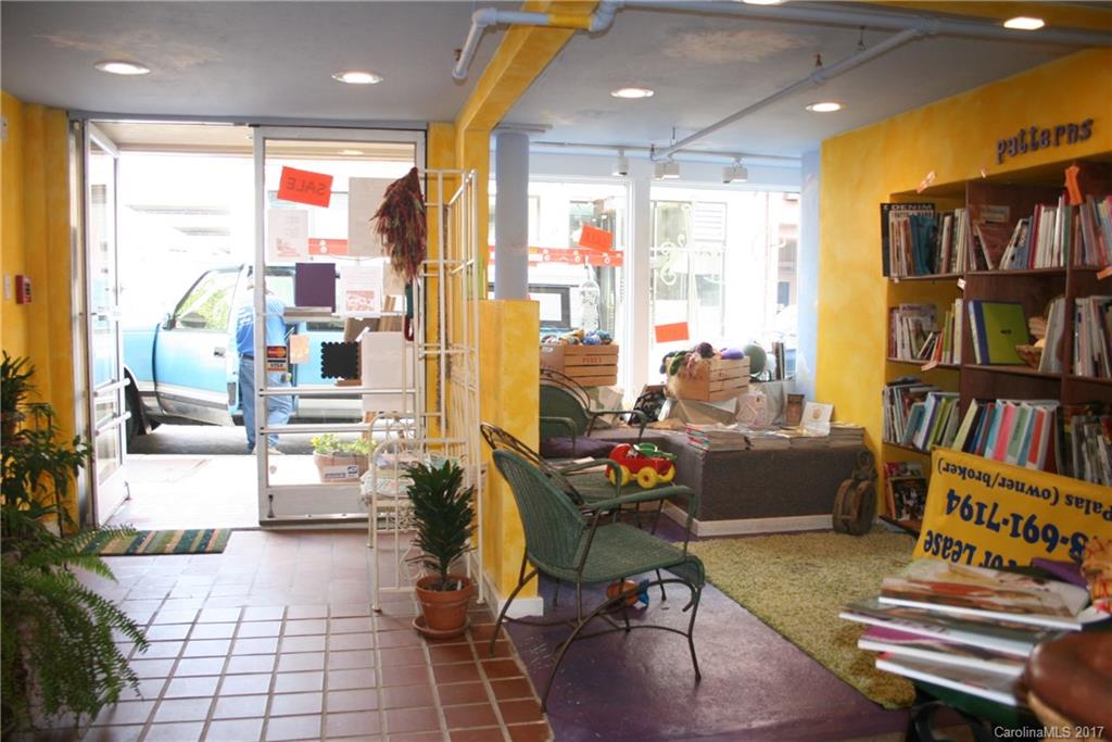 51 College Street Asheville NC 28801