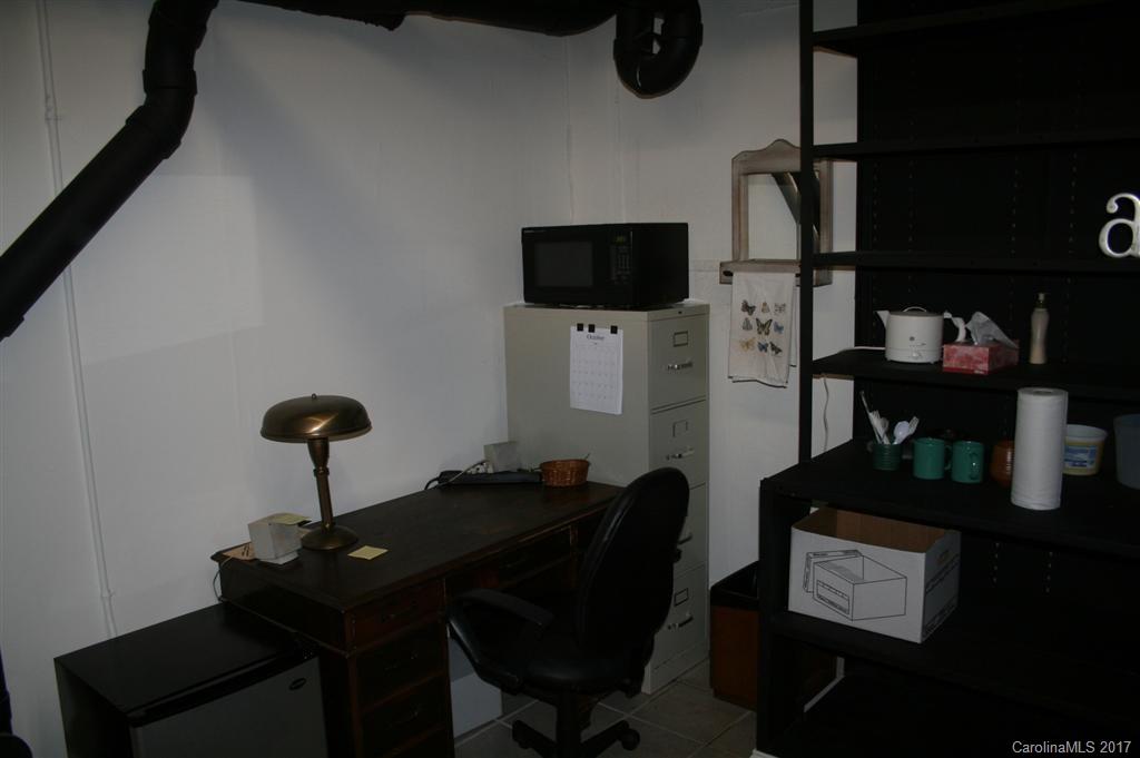 51 College Street Asheville NC 28801