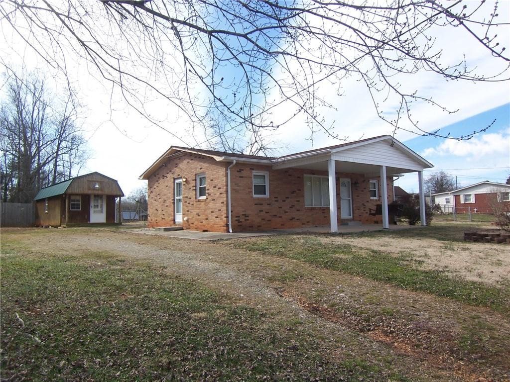 2445 Greenway Street Lenoir NC 28645