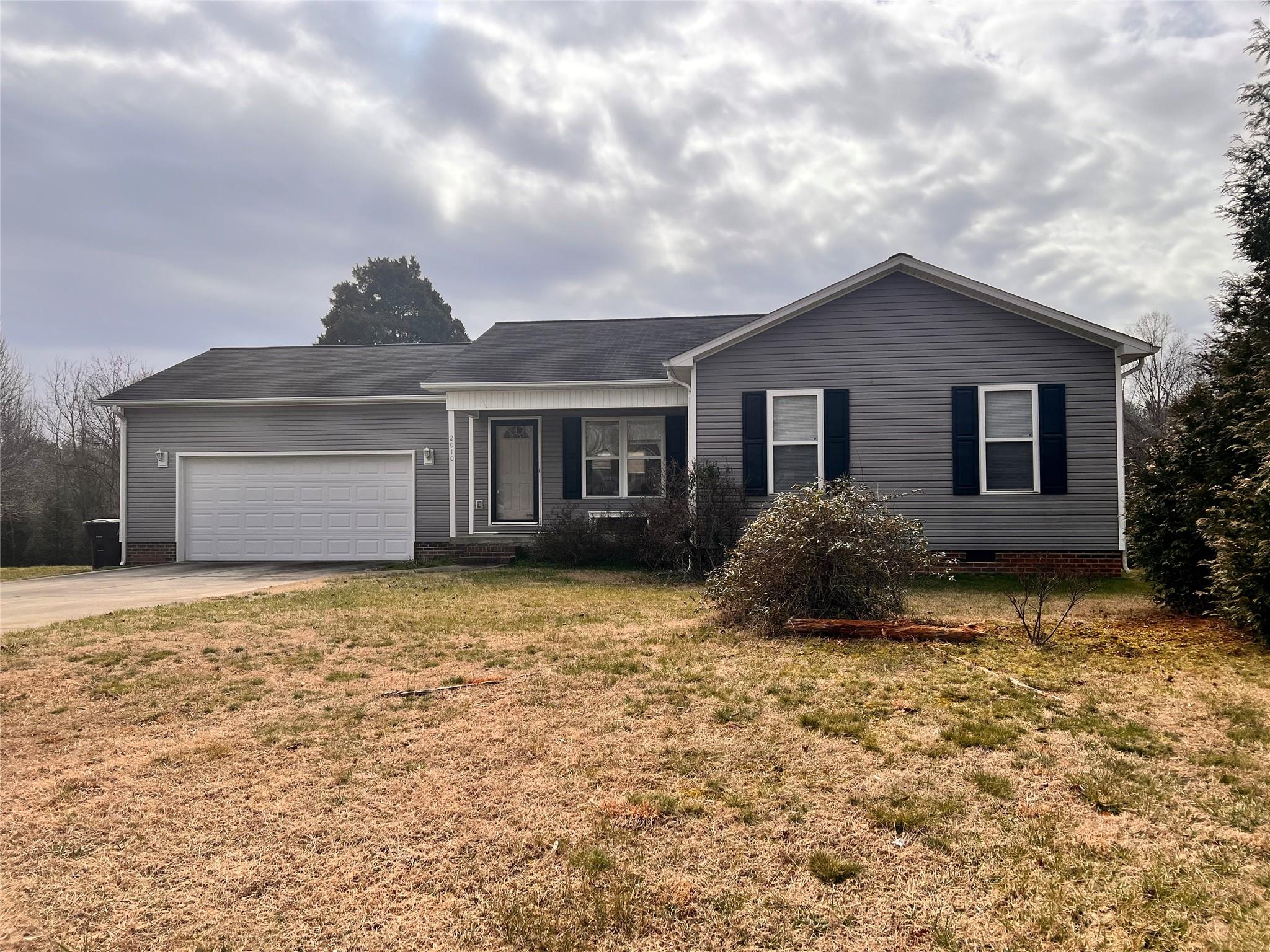 2010 Beauty Street Statesville NC 28625