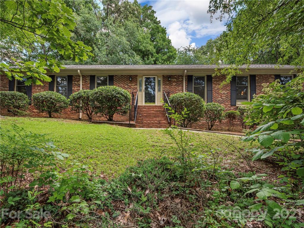 7034 Leaves Lane Charlotte NC 28213
