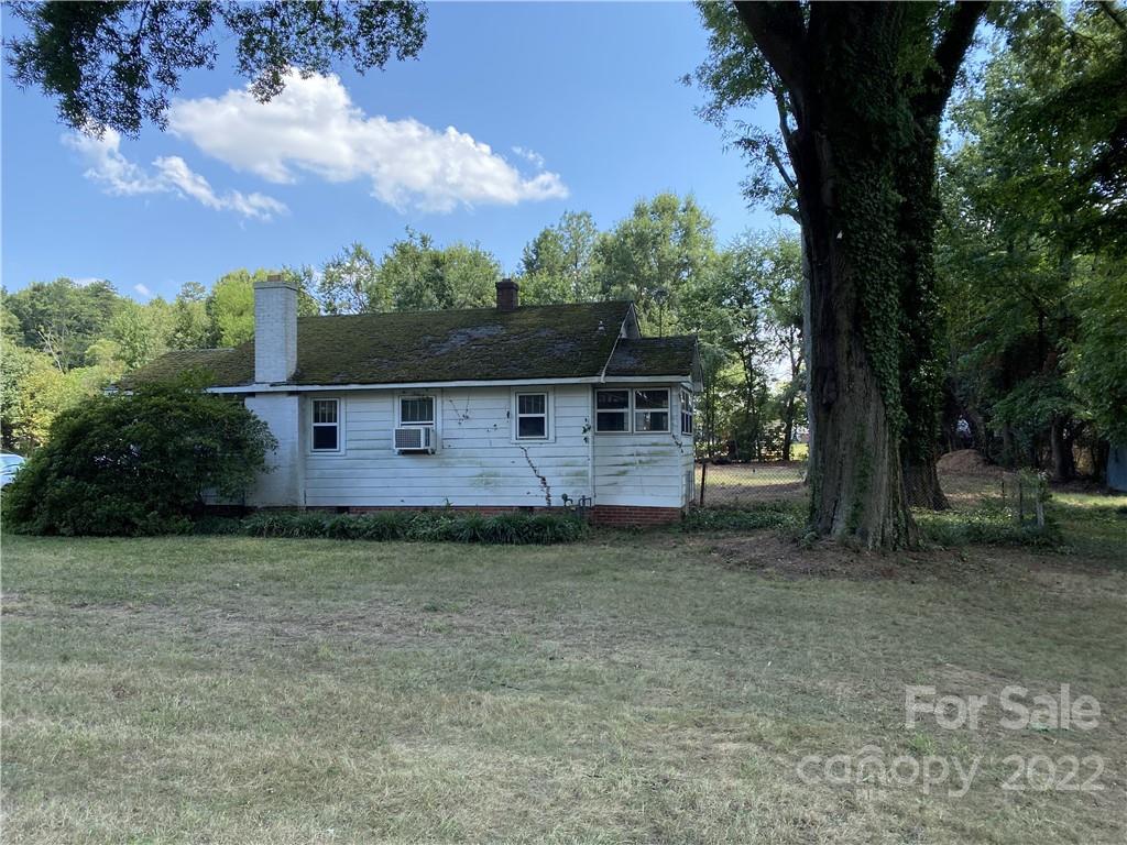 6319 Tuckaseegee Road Charlotte NC 28214
