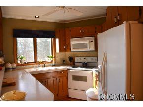 1037 Blue Rock Road Burnsville NC 28714