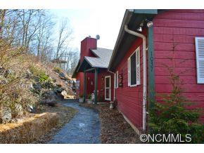 1037 Blue Rock Road Burnsville NC 28714