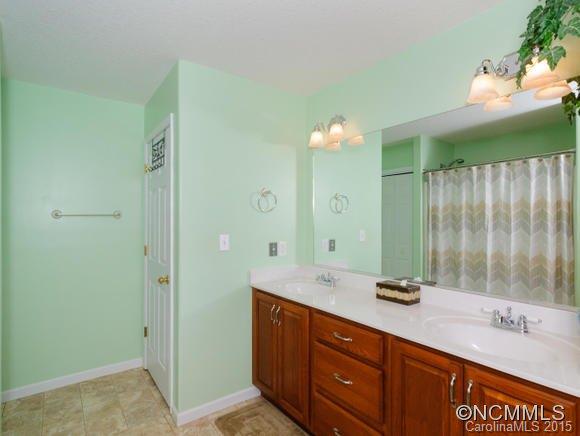 15 Loridon Drive Weaverville NC 28787