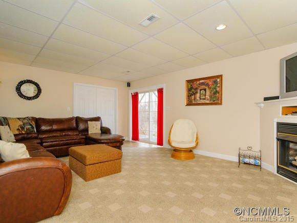 15 Loridon Drive Weaverville NC 28787