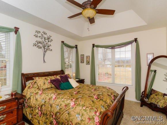 15 Loridon Drive Weaverville NC 28787