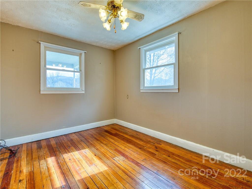 220 Center Pigeon Road Canton NC 28716