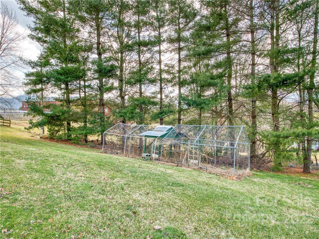 220 Center Pigeon Road Canton NC 28716