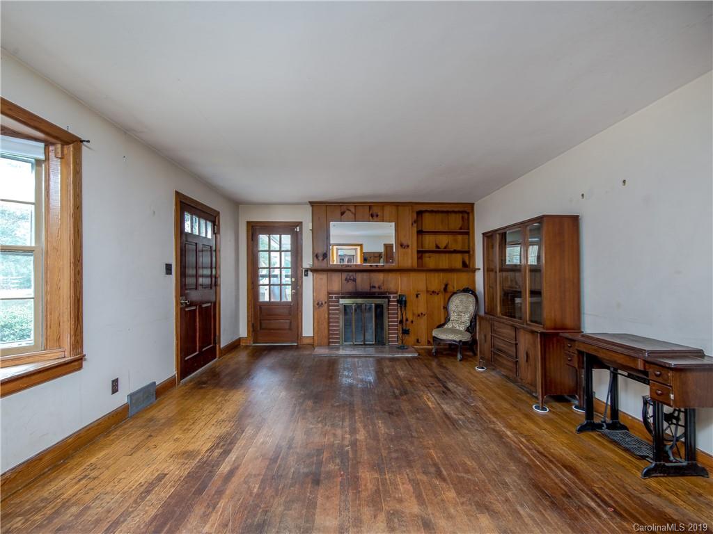 6 Brown Avenue Asheville NC 28804