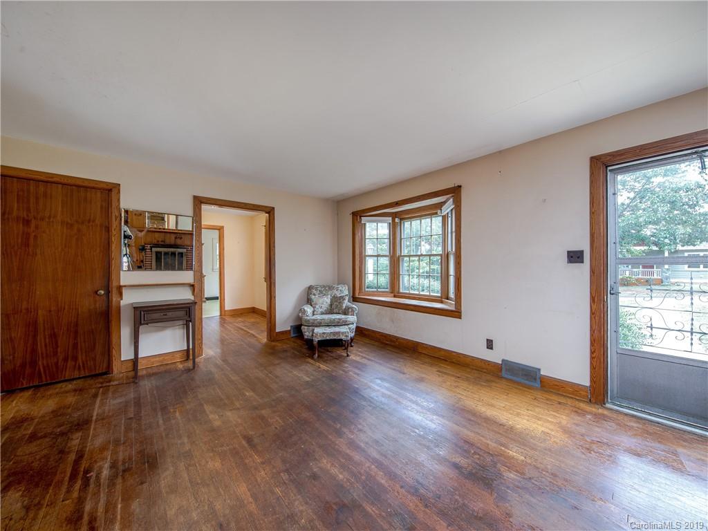 6 Brown Avenue Asheville NC 28804