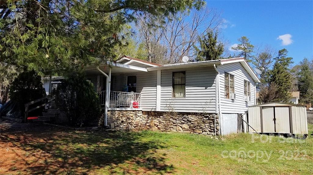 187 Neely Drive Hendersonville NC 28792