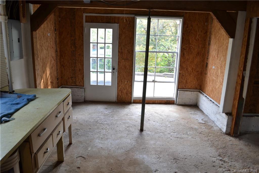 24 Laurel Avenue Asheville NC 28804