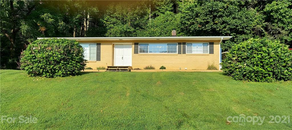 1549 Lake Tahoma Road Marion NC 28752