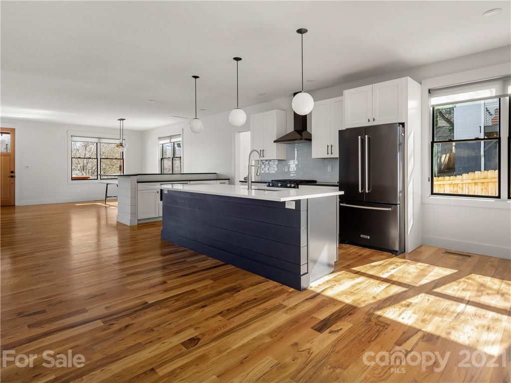 26 Florida Place Asheville NC 28806