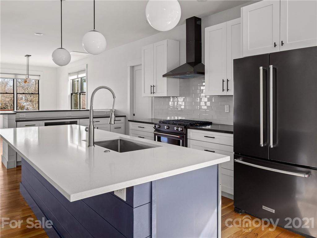 26 Florida Place Asheville NC 28806