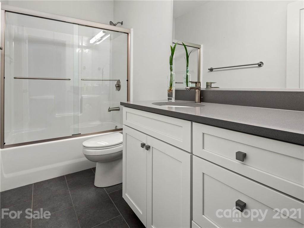 26 Florida Place Asheville NC 28806