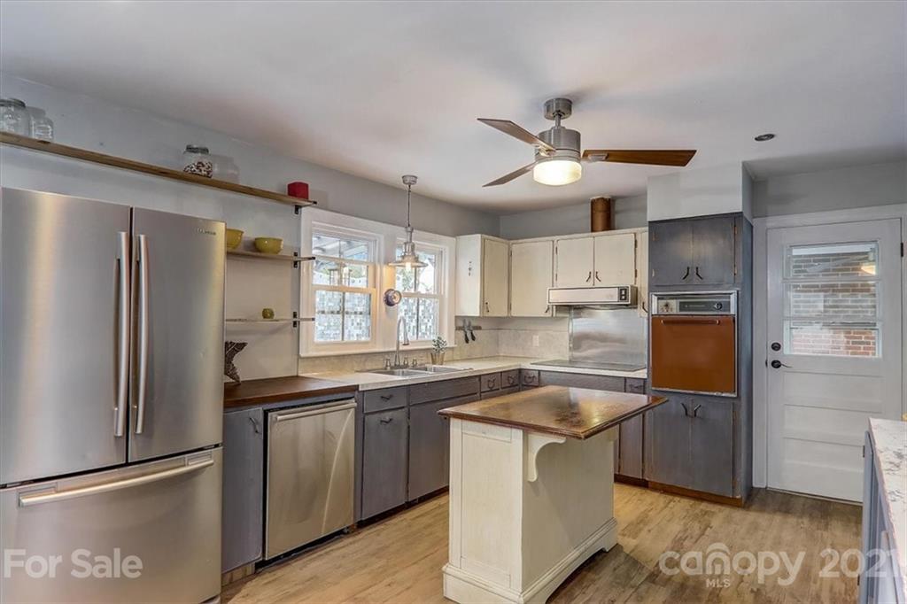 392 Eliada Home Road Asheville NC 28806