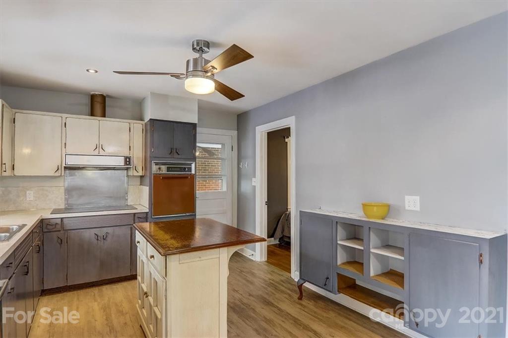 392 Eliada Home Road Asheville NC 28806