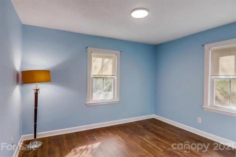 392 Eliada Home Road Asheville NC 28806