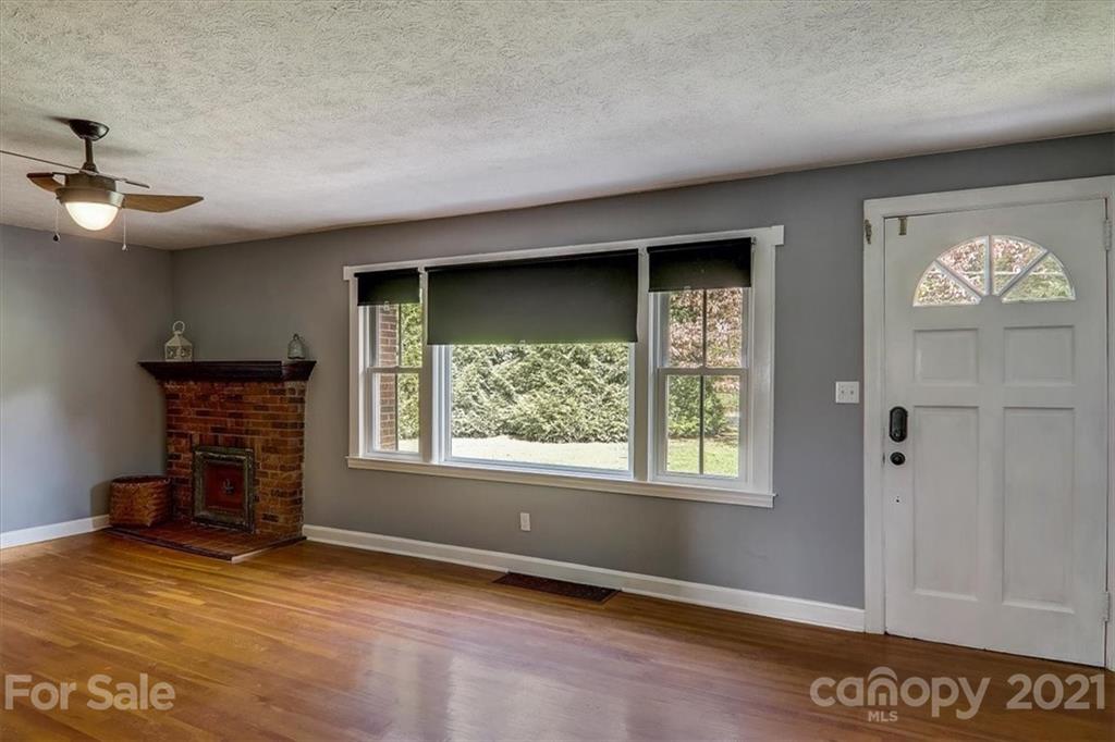 392 Eliada Home Road Asheville NC 28806