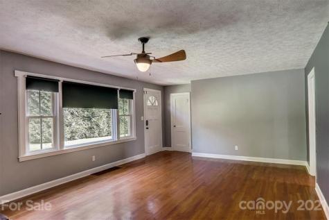 392 Eliada Home Road Asheville NC 28806