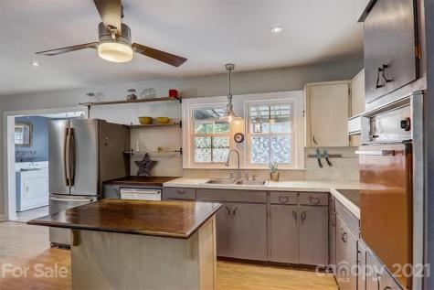 392 Eliada Home Road Asheville NC 28806