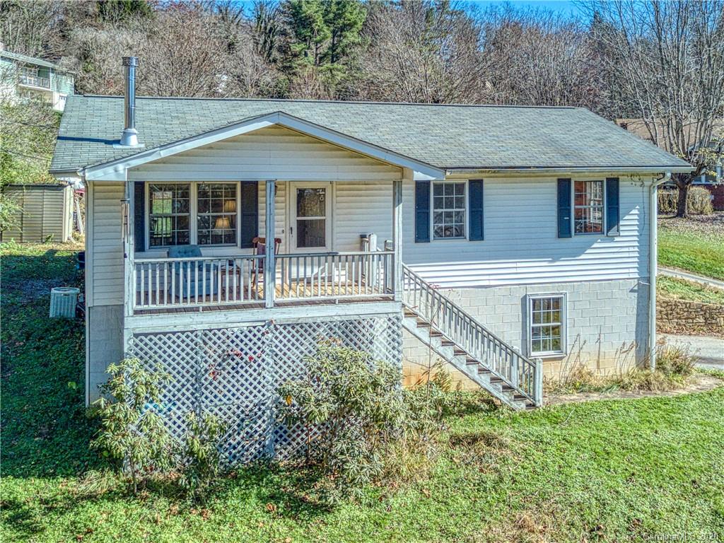 252 Georgia Avenue Waynesville NC 28786