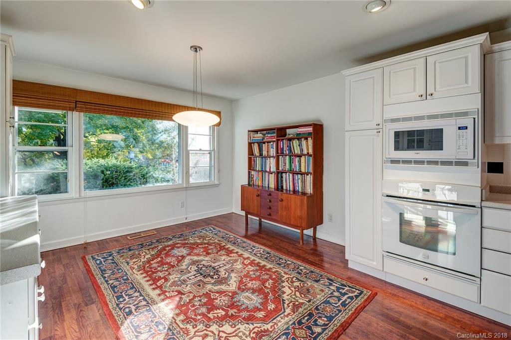 52 Bear Creek Road Asheville NC 28806