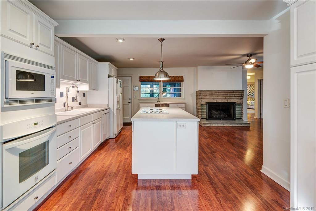 52 Bear Creek Road Asheville NC 28806