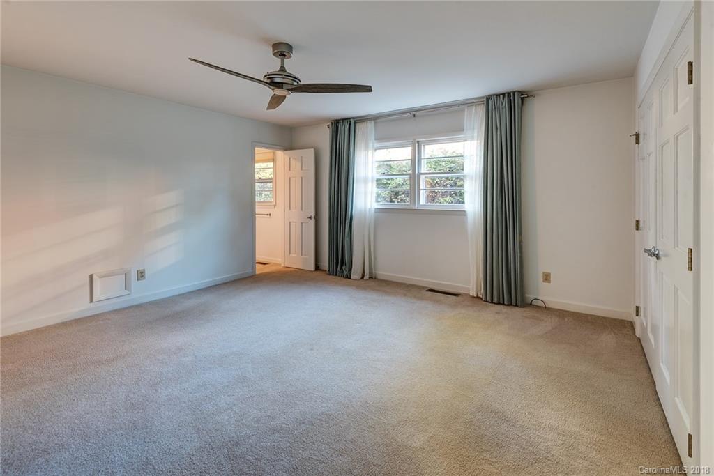 52 Bear Creek Road Asheville NC 28806