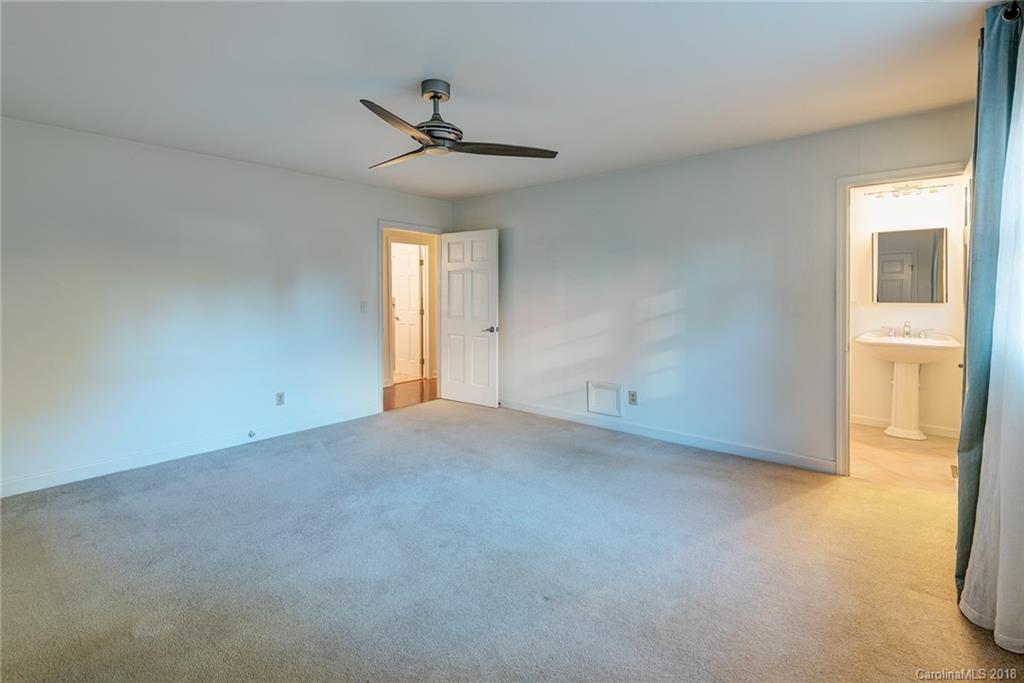 52 Bear Creek Road Asheville NC 28806