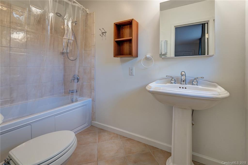 52 Bear Creek Road Asheville NC 28806